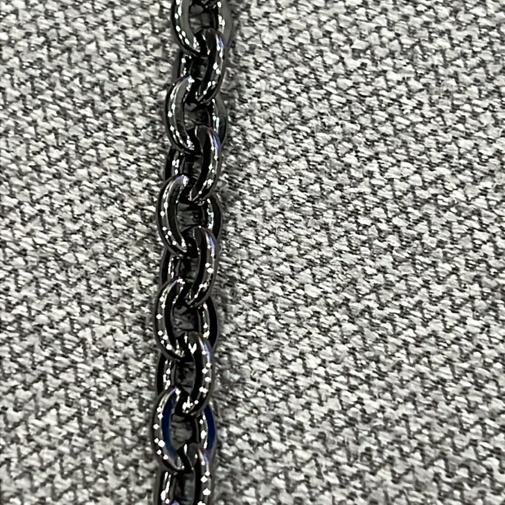 Cell Phone Claw Clip Crossbody Chain